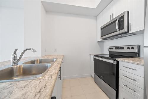 460 Dundas Street E|Unit #229, Hamilton, ON - Indoor Photo Showing Kitchen With Double Sink With Upgraded Kitchen