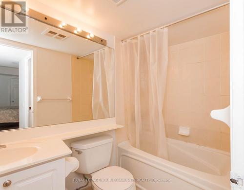 2101 - 28 Harrison Garden Boulevard, Toronto, ON - Indoor Photo Showing Bathroom