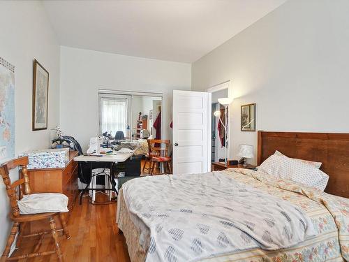 Master bedroom - 6345  - 49 Rue De Bordeaux, Montréal (Rosemont/La Petite-Patrie), QC - Indoor Photo Showing Bedroom