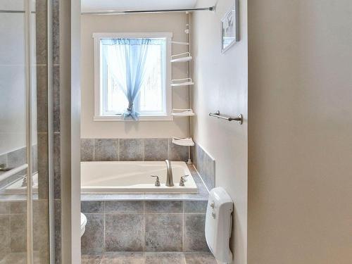 Bathroom - 5327 Rue Du Lac-Georges, Rawdon, QC - Indoor Photo Showing Bathroom
