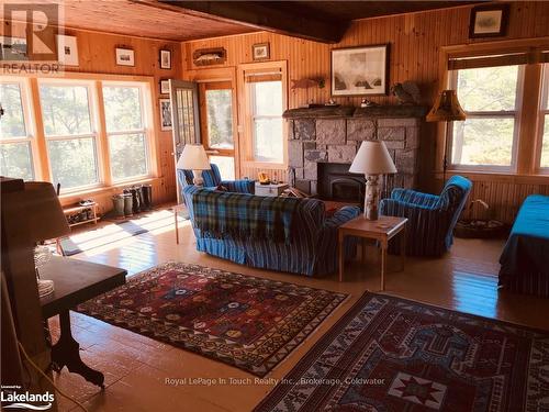 0 Crewe Point, The Archipelago, ON - Indoor Photo Showing Living Room With Fireplace