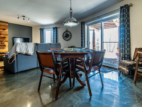 Family room - 2 Ch. Du Boisé, Mandeville, QC - Indoor Photo Showing Dining Room