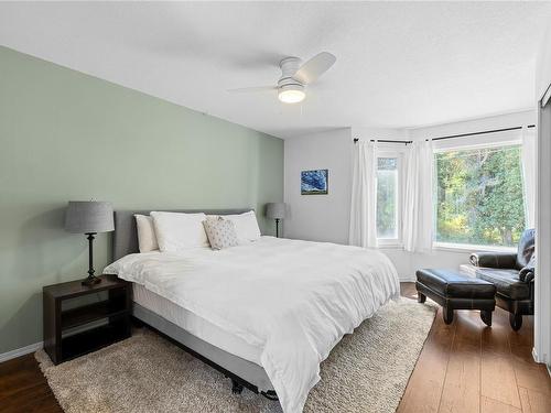 187 Sunningdale Rd West, Qualicum Beach, BC - Indoor Photo Showing Bedroom