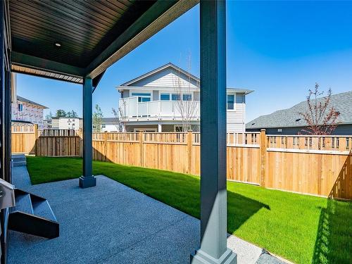 243 Dunbar Way, Parksville, BC - Outdoor With Deck Patio Veranda With Backyard