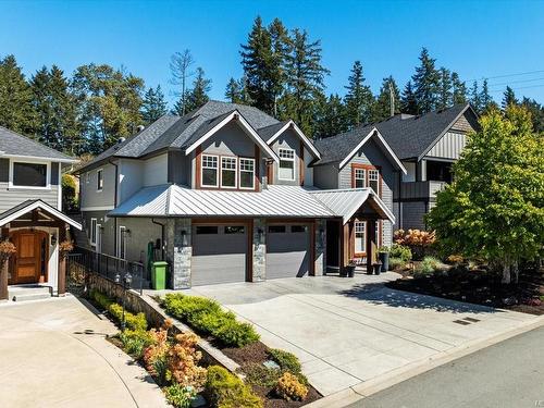 1413 Champions Pl, Langford, BC - Outdoor With Facade