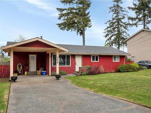 754 Christopher Rd, Campbell River, BC - Outdoor
