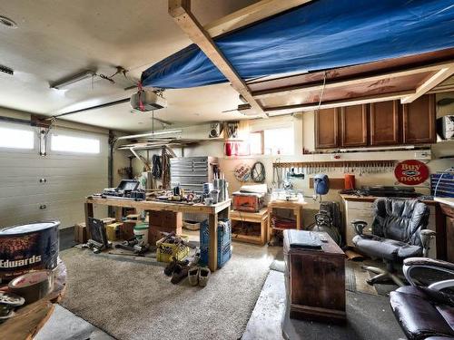 970 Ollek Street, Kamloops, BC - Indoor Photo Showing Garage