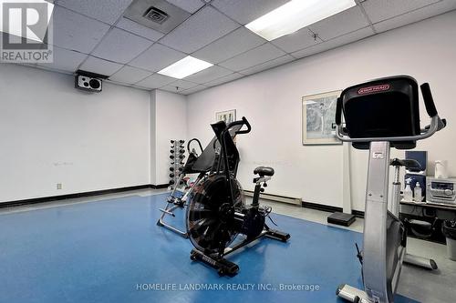 1112 - 711 Bay Street, Toronto, ON - Indoor Photo Showing Gym Room