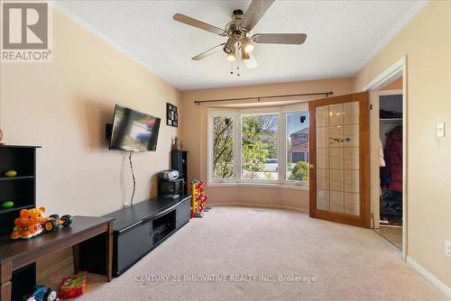 2 Old Colony Drive, Whitby, ON - Indoor