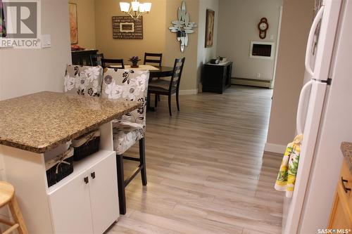 103 115 8Th Street, Weyburn, SK - Indoor Photo Showing Dining Room