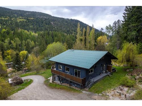 2026 Perrier Road, Nelson, BC - Outdoor With View