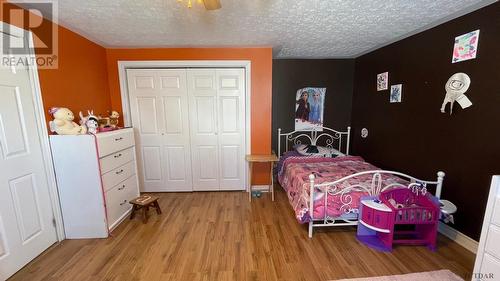 671 Park Ave, Timmins, ON - Indoor Photo Showing Bedroom