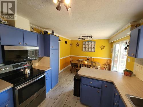4903 Gair Avenue, Terrace, BC - Indoor Photo Showing Kitchen