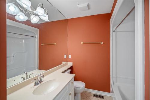 556 King Street|Unit #16, Niagara-On-The-Lake, ON - Indoor Photo Showing Bathroom