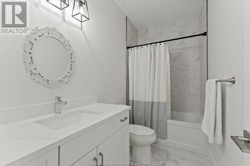 1252 D'Amore Drive, Lasalle, ON - Indoor Photo Showing Bathroom