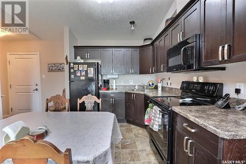 401 1501 15Th Street E, Prince Albert, SK - Indoor Photo Showing Kitchen