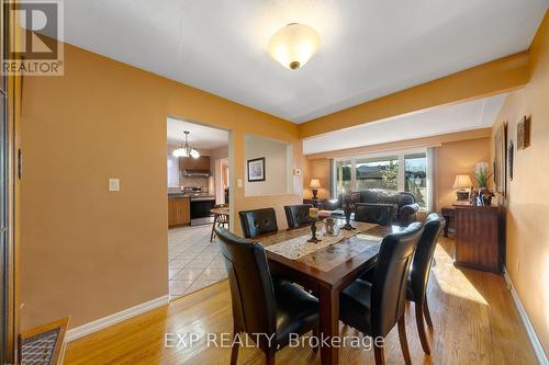 5 Rapallo Dr, Hamilton, ON - Indoor Photo Showing Dining Room