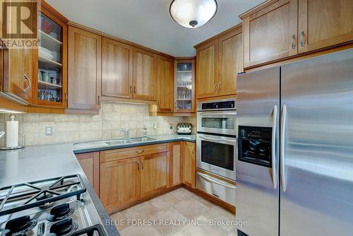 174 Mc Arthur Street, Dutton/Dunwich, ON - Indoor Photo Showing Kitchen With Double Sink