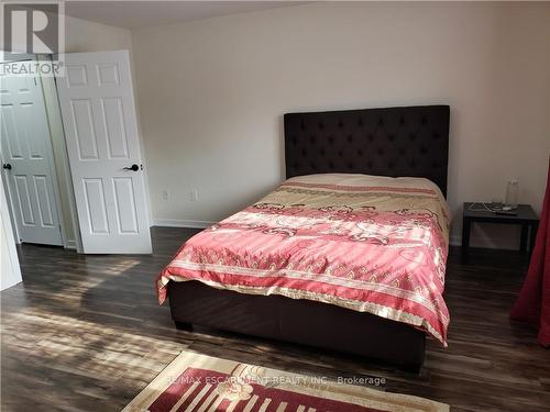 36 Aldgate Avenue, Hamilton, ON - Indoor Photo Showing Bedroom