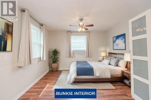1627 Houston Avenue, Innisfil, ON - Indoor Photo Showing Bedroom