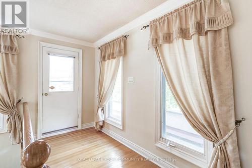 1 Tannery Crt, Richmond Hill, ON - Indoor Photo Showing Other Room