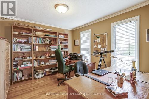 1 Tannery Crt, Richmond Hill, ON - Indoor Photo Showing Office