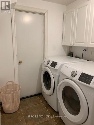 4499 Glen Erin Drive, Mississauga, ON - Indoor Photo Showing Laundry Room