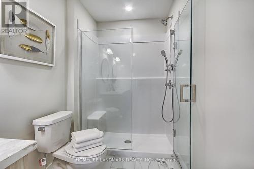 1357 Kobzar Drive, Oakville, ON - Indoor Photo Showing Bedroom