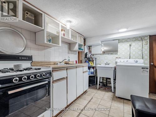 89 Miller Street, Toronto, ON - Indoor Photo Showing Laundry Room