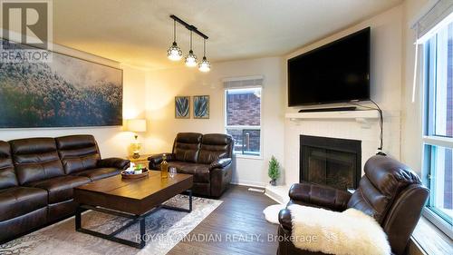 249 Edenwood Crescent, Orangeville, ON - Indoor Photo Showing Living Room With Fireplace