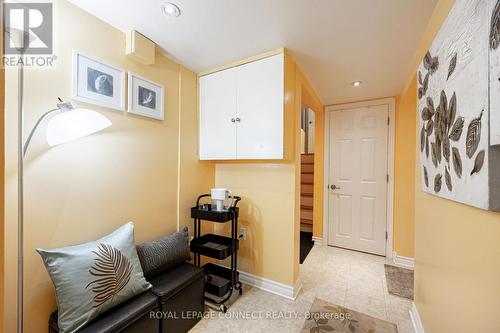 5 Ailsa Craig Crt, Toronto, ON - Indoor Photo Showing Other Room