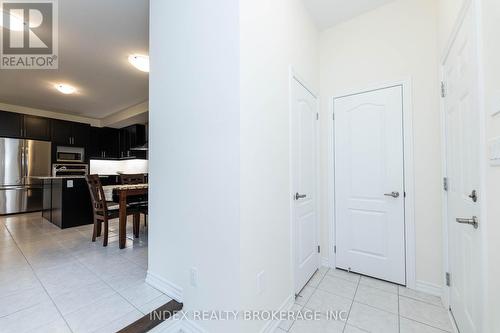 21 Mountainside Crescent, Whitby, ON - Indoor