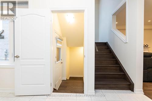 21 Mountainside Crescent, Whitby, ON - Indoor Photo Showing Other Room