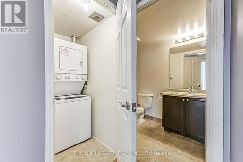 2510 - 88 Grangeway Avenue, Toronto, ON - Indoor Photo Showing Laundry Room