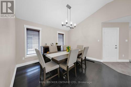 49 Wallace Street, New Tecumseth, ON - Indoor Photo Showing Dining Room