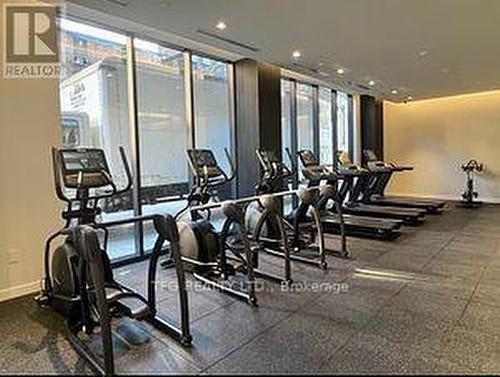 604 - 9 Tecumseth Street, Toronto (Niagara), ON - Indoor Photo Showing Gym Room