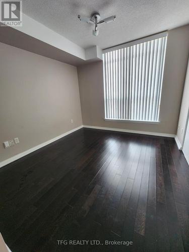 1004 - 220 Forum Drive, Mississauga, ON - Indoor Photo Showing Other Room