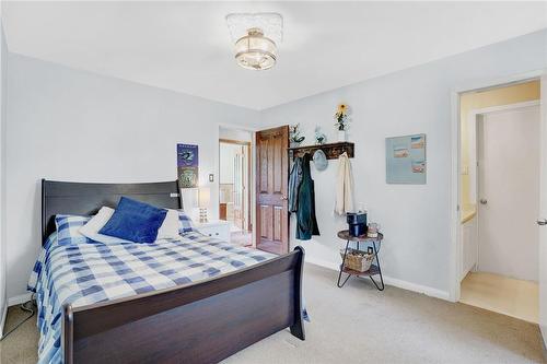En-suite Bath - 1580 Mineral Springs Road, Ancaster, ON - Indoor Photo Showing Bedroom