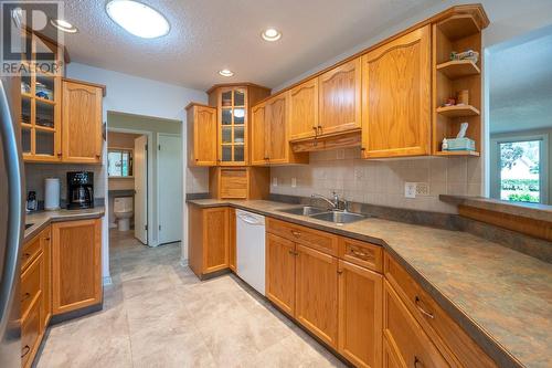 12119 Jubilee Road, Summerland, BC - Indoor Photo Showing Kitchen With Double Sink