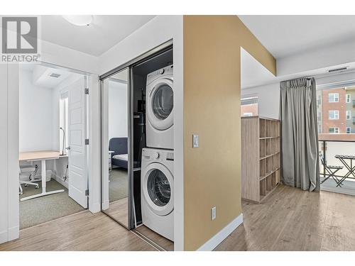 985 Academy Way Unit# 308, Kelowna, BC - Indoor Photo Showing Laundry Room