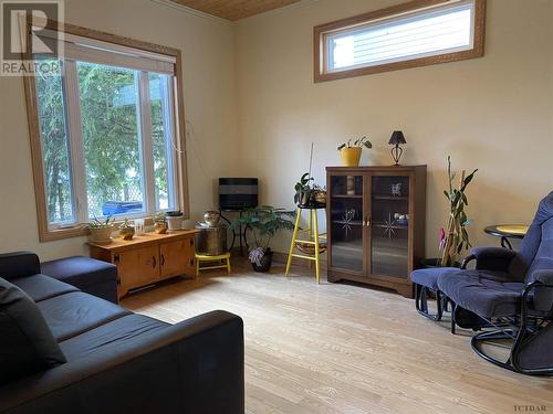 90 Paget St N, Temiskaming Shores, ON - Indoor Photo Showing Other Room
