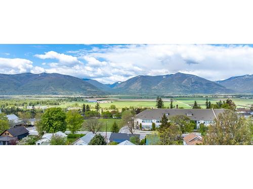 422 10Th Avenue N, Creston, BC - Outdoor With View