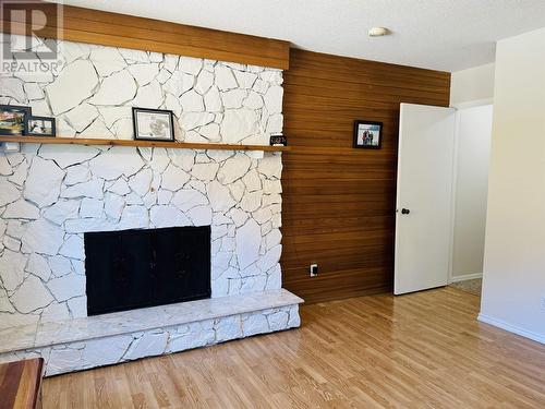 1085 N 12Th Avenue, Williams Lake, BC - Indoor With Fireplace