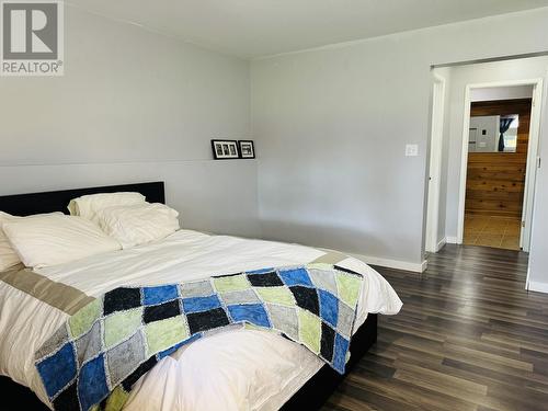 1085 N 12Th Avenue, Williams Lake, BC - Indoor Photo Showing Bedroom