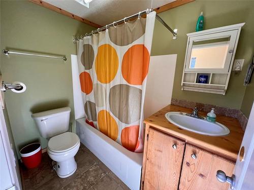 169 6Th Street, Tulameen, BC - Indoor Photo Showing Bathroom