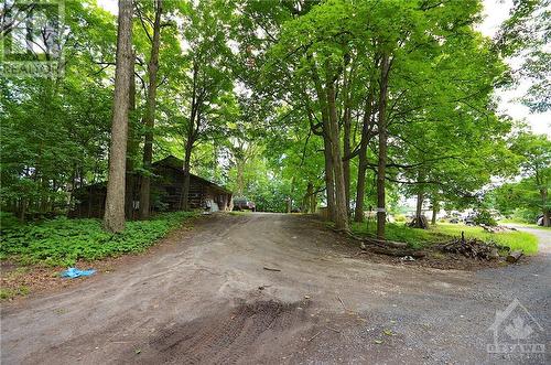 1675 Dunning Road, Cumberland, ON - Outdoor