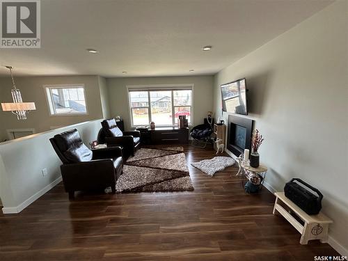126 Wheatland Court, Rosthern, SK - Indoor Photo Showing Living Room
