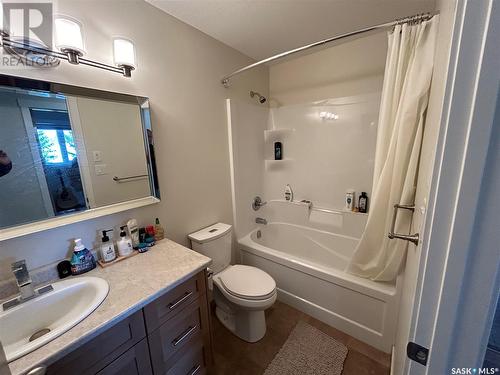 126 Wheatland Court, Rosthern, SK - Indoor Photo Showing Bathroom