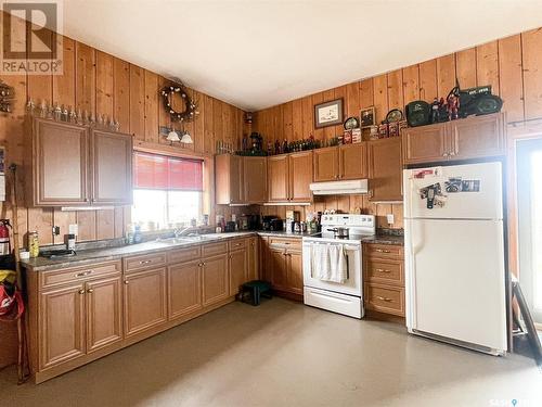 Rivers Edge, Rm Of Meadow Lake, Meadow Lake Rm No.588, SK - Indoor Photo Showing Kitchen