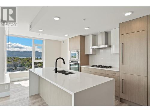 1588 Ellis Street Unit# 1106, Kelowna, BC - Indoor Photo Showing Kitchen With Double Sink With Upgraded Kitchen